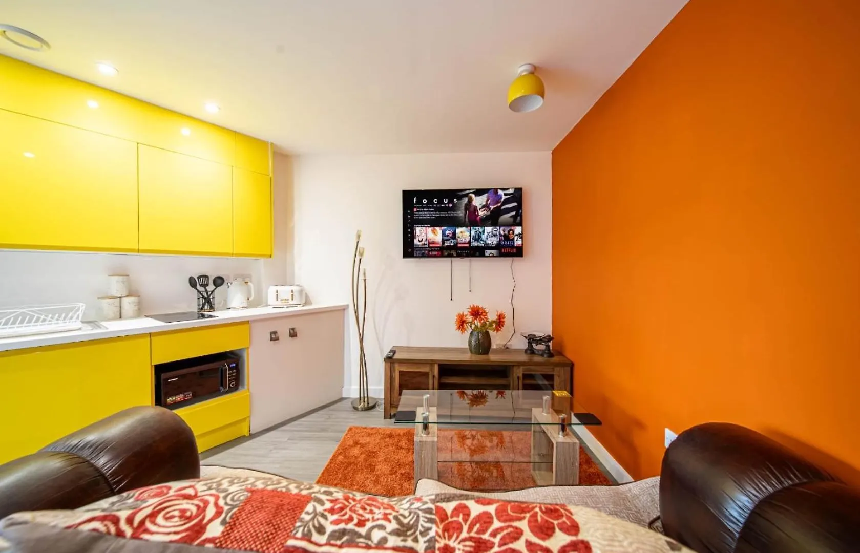 Corner Studio Apartment In 谢菲尔德