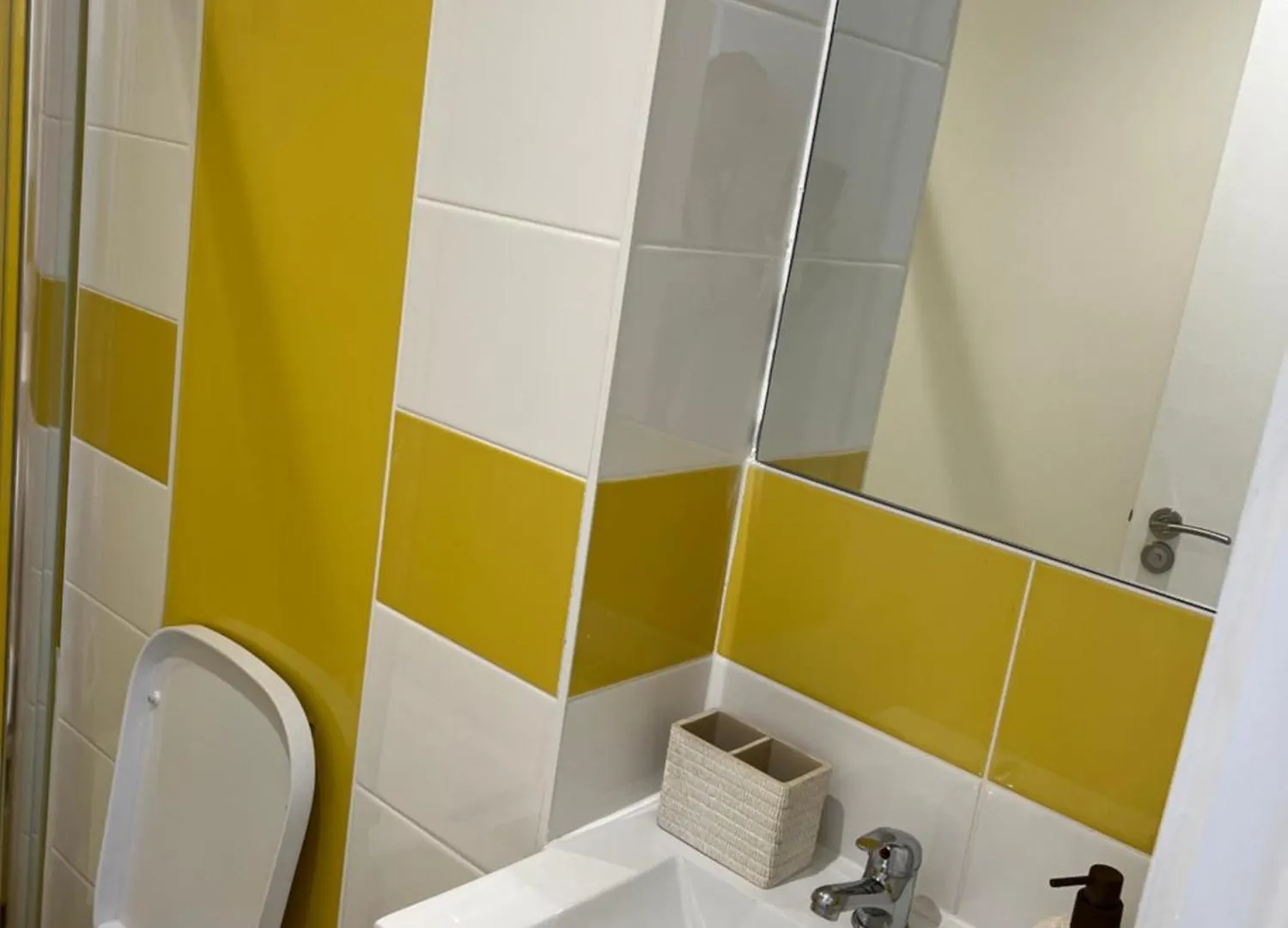 Corner Studio Apartment In 谢菲尔德 0*,
